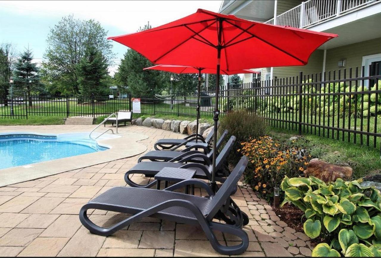 Le Champlain Condo-Hotel Bromont Buitenkant foto